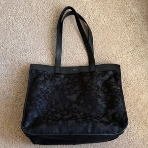 lululemon athletica Camo Black Tote